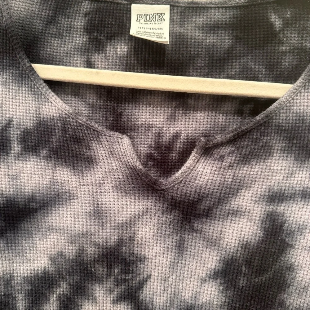 PINK Victoria's Secret Tye Dye Cropped Top Fitted Top Punk Casual Size S - Picture 3 of 8